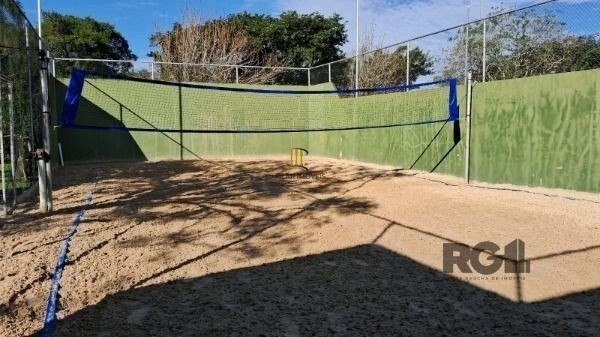 Casa Condominio em Porto Alegre, no bairro Cavalhada, com 4 dormitório(s), e 4 banheiros, à venda.