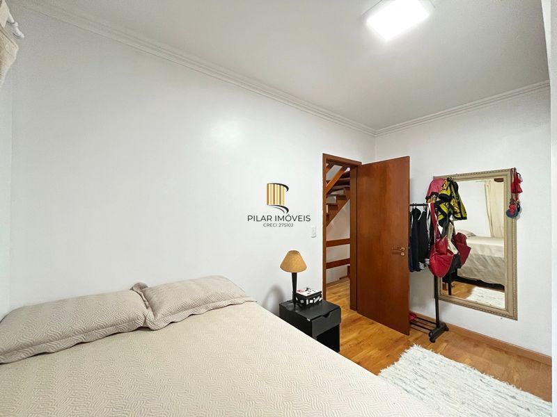 Casa 3 dormitórios no bairro Ipanema