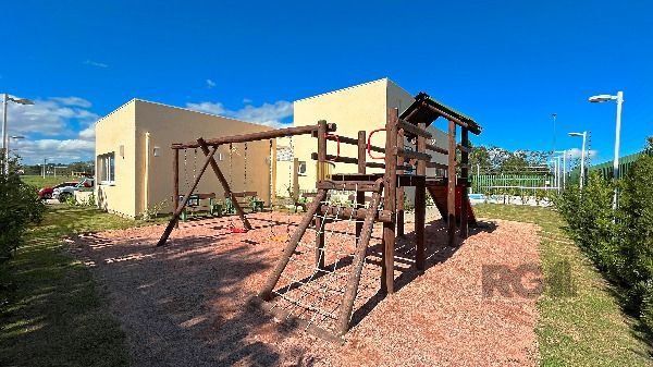 Casa Condominio em Porto Alegre, no bairro Hípica, com 3 dormitório(s), e 3 banheiros, à venda.