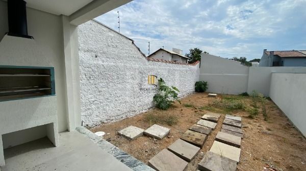 Casa para Venda - 137m², 3 dormitórios, sendo 1 suites, 2 vagas - Imperial Parque