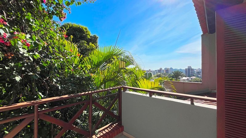 Casa de Condomínio 3 dormitórios no bairro Tristeza