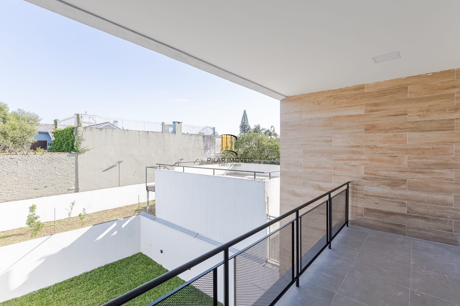 Casa 3 dormitórios no bairro Ipanema