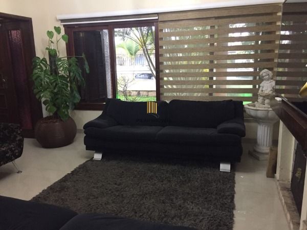 Casa para Venda - 320000m², 3 dormitórios, sendo 1 suites, 10 vagas - Belém Novo