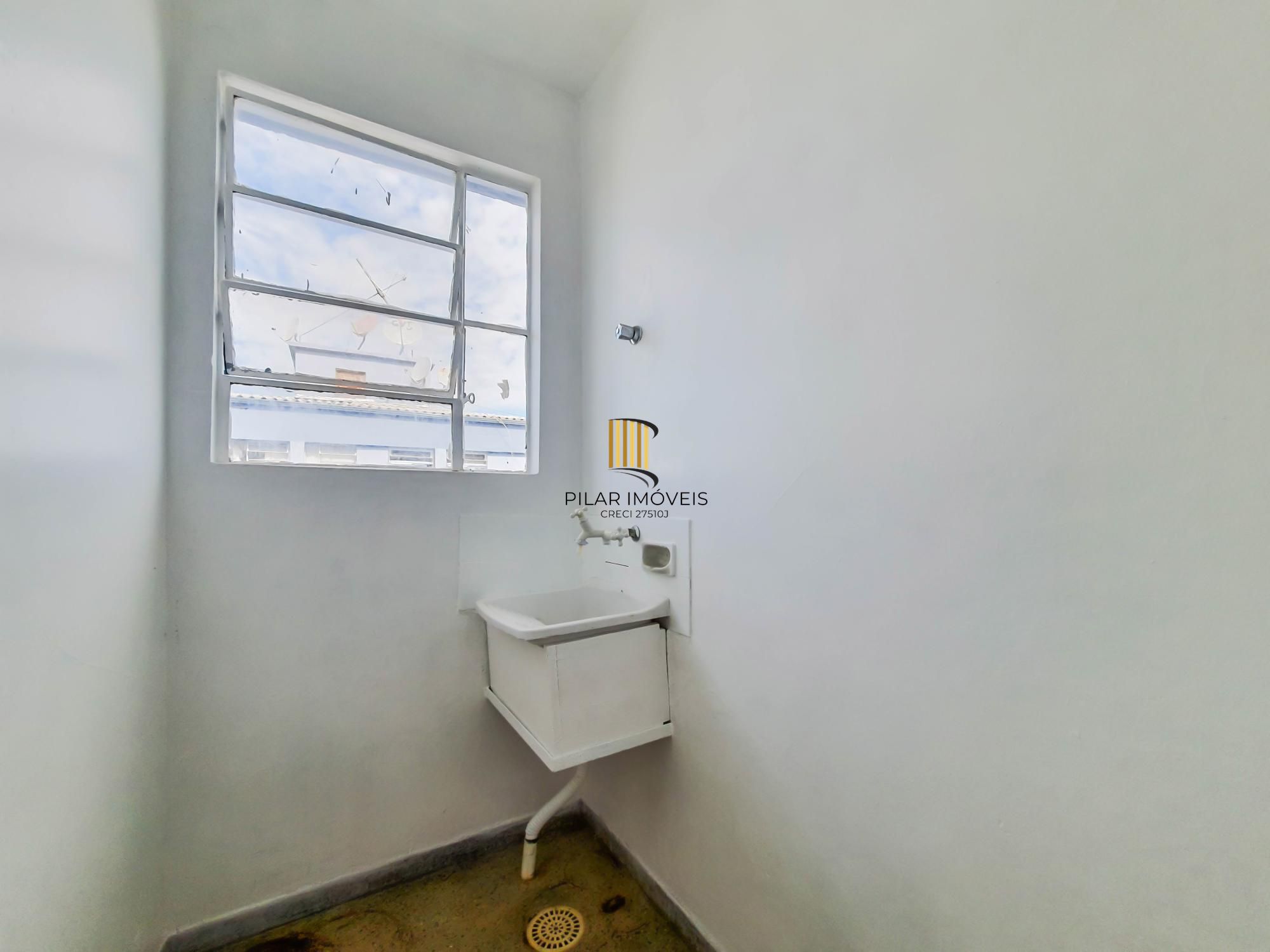 Apartamento 2 dormitórios no bairro Camaquã