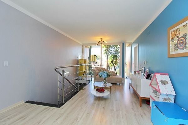 Casa Condominio em Porto Alegre, no bairro Hípica, com 3 dormitório(s), e 3 banheiros, à venda.