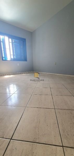 Casa em Porto Alegre, no bairro Hípica, com 3 dormitório(s), e 3 banheiros, à venda.