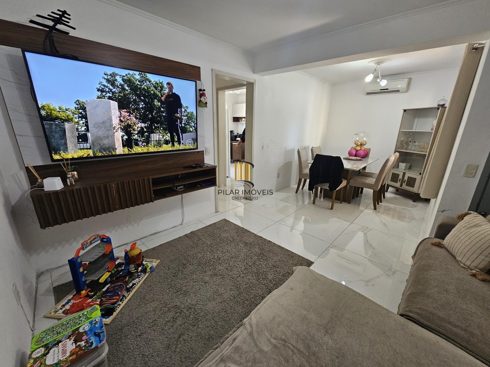 Casa 3 dormitórios com piscina terreno com 330,00m² bairro Hípica-Urubatan