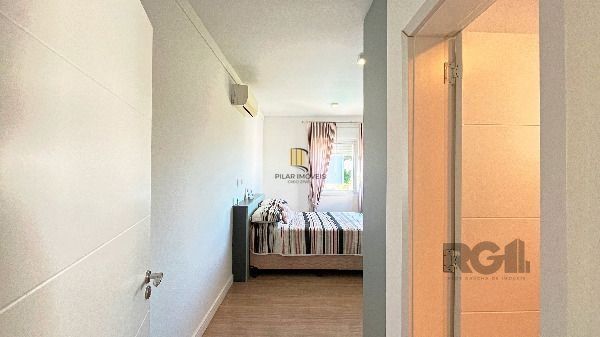 Casa Condominio em Porto Alegre, no bairro Hípica, com 3 dormitório(s), e 3 banheiros, à venda.