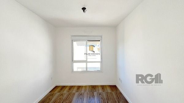 Casa Condominio em Porto Alegre, no bairro Ipanema, com 3 dormitório(s), e 3 banheiros, à venda.