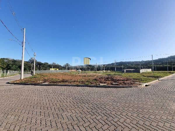 Terreno em Porto Alegre, no bairro Campo Novo, à venda.