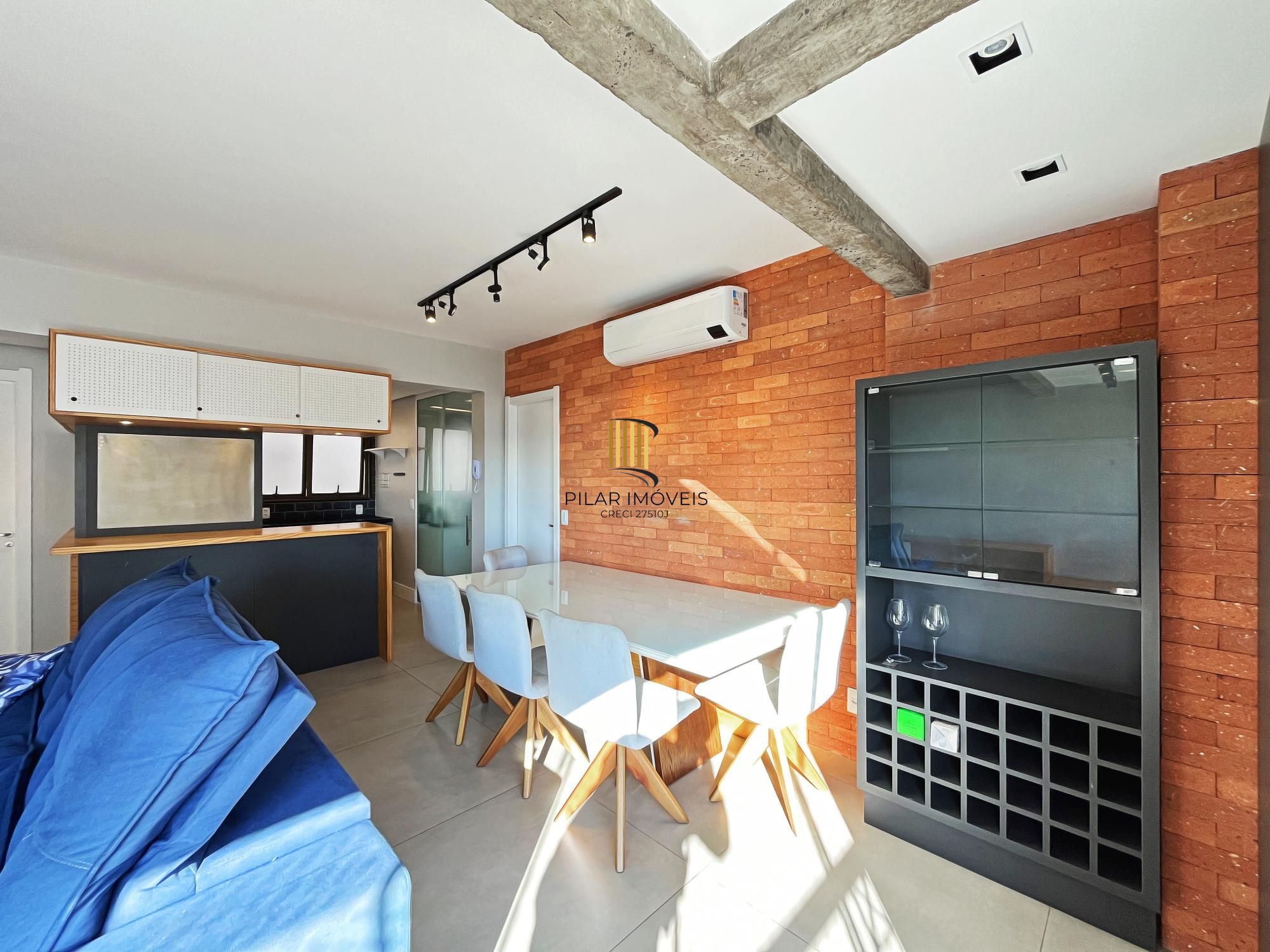 Excelente apartamento com 3 dormitório com 1 suíte á venda no bairro Tristeza.