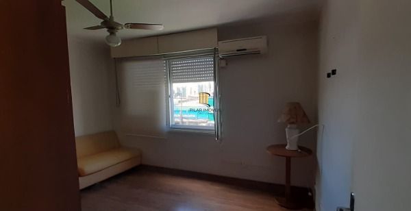 Apartamento em Porto Alegre, no bairro Camaquã, com 2 dormitório(s), e 2 banheiros, à venda.