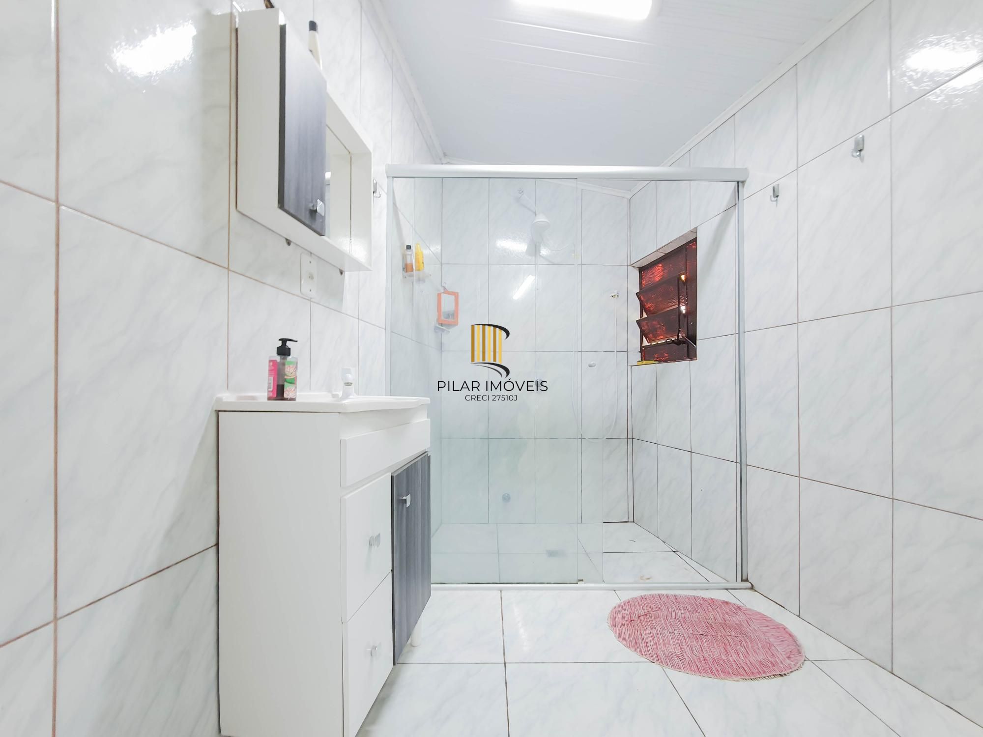 Casa 3 dormitórios no bairro Ipanema