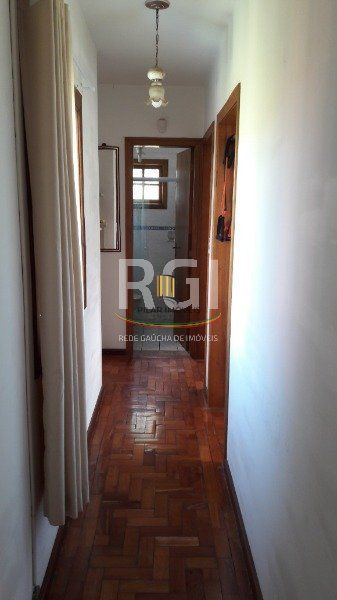 Sítio para Venda - 246m², 3 dormitórios, sendo 2 suites, 6 vagas - Vila Nova