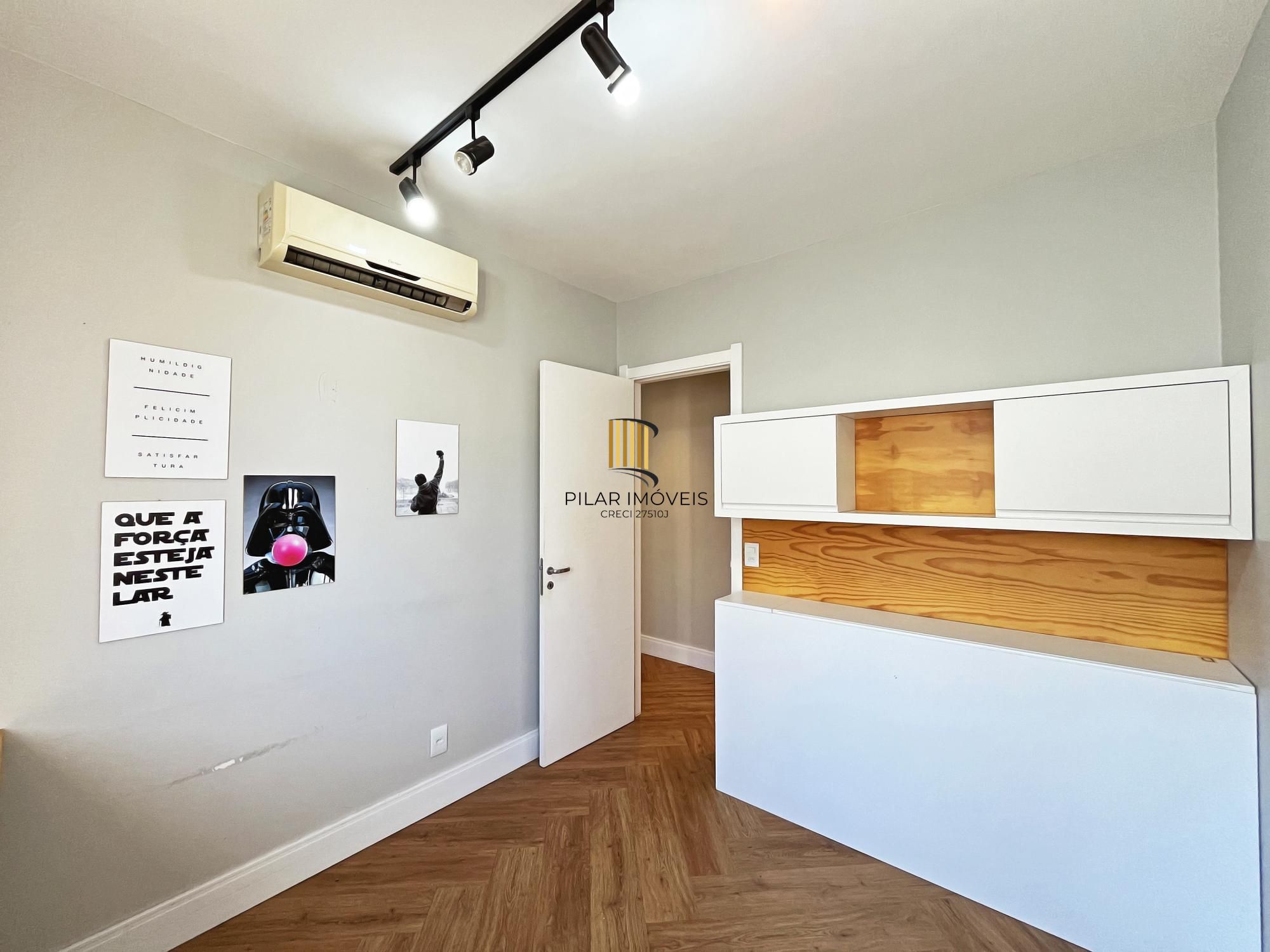 Excelente apartamento com 3 dormitório com 1 suíte á venda no bairro Tristeza.
