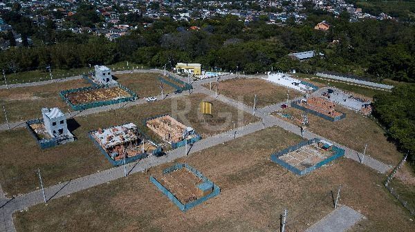 Terreno em Porto Alegre, no bairro Campo Novo, à venda.
