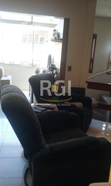 Casa Condominio para Venda - 240.5m², 3 dormitórios, sendo 1 suites, 2 vagas - Jardim Isabel