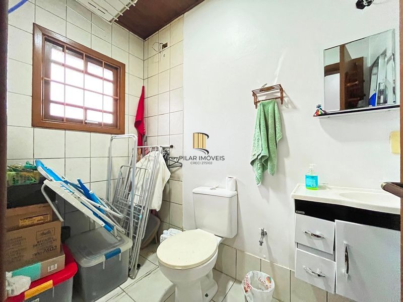 Casa 3 dormitórios no bairro Ipanema