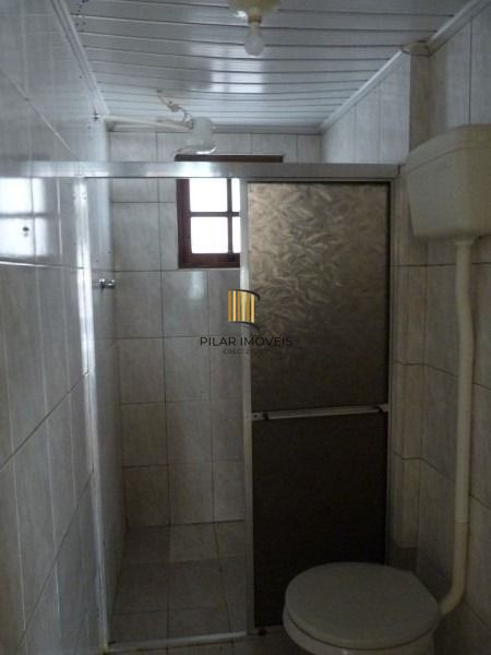 Casa para Venda - 90m², 3 dormitórios, 1 vaga - Restinga