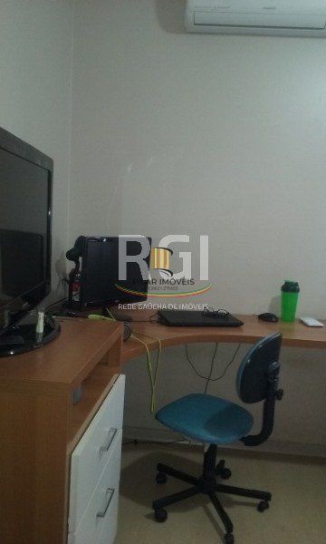 Casa Condominio para Venda - 240.5m², 3 dormitórios, sendo 1 suites, 2 vagas - Jardim Isabel