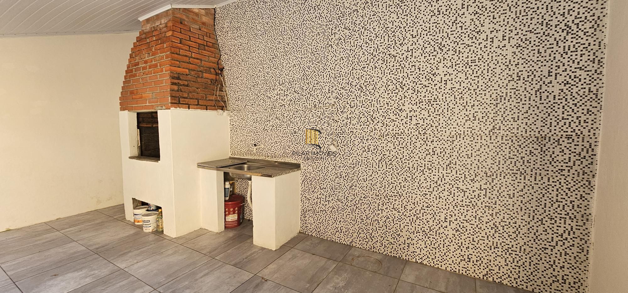 Casa 4 dormitórios no bairro Hípica