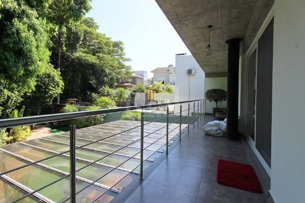 Casa Condominio em Porto Alegre, no bairro Hípica, com 3 dormitório(s), e 3 banheiros, à venda.
