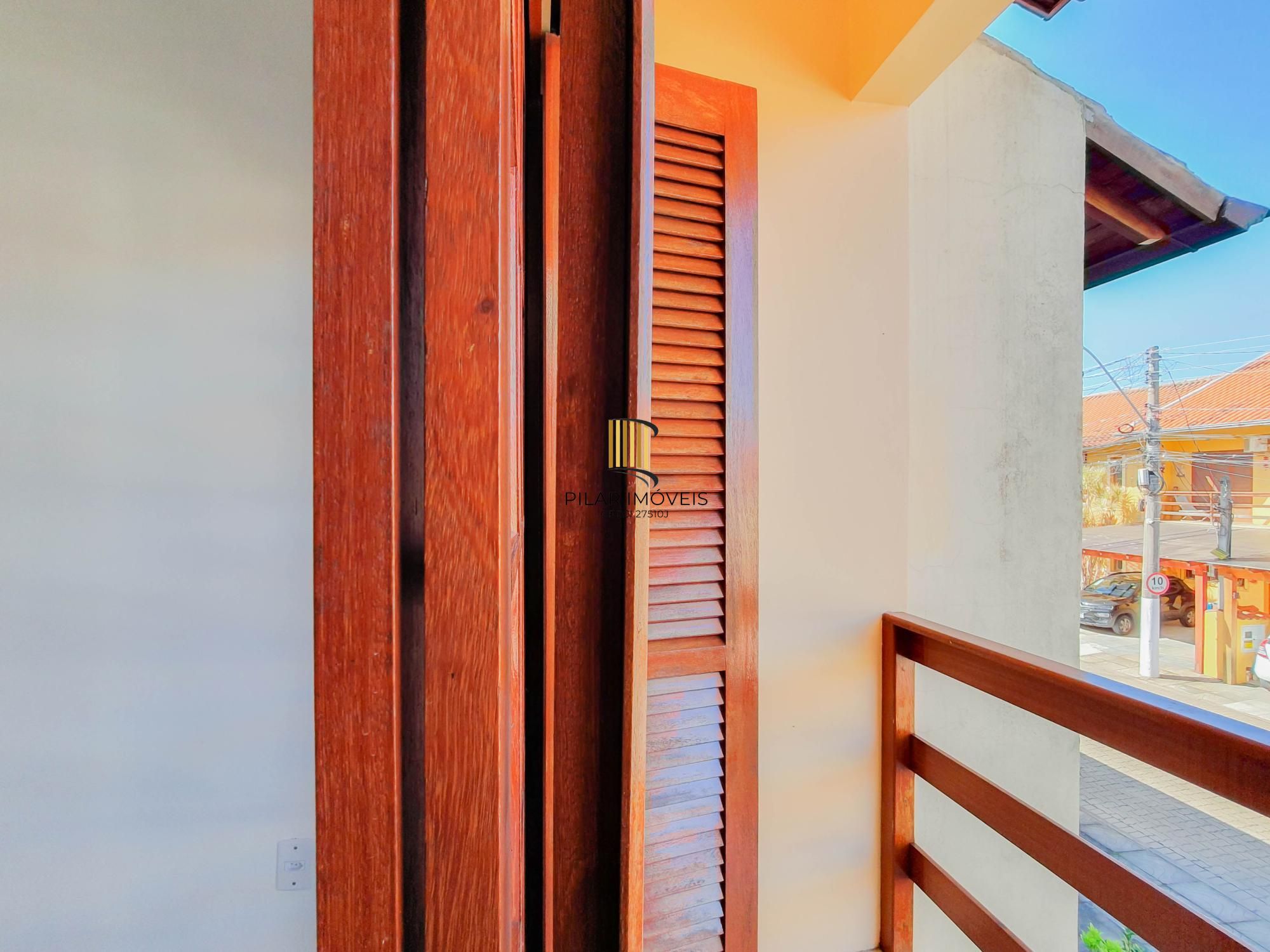 Casa de Condomínio 3 dormitórios no bairro Hípica