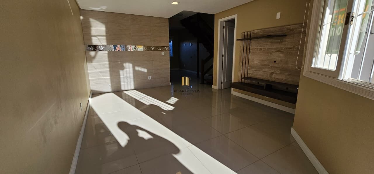 Excelente sobrado 03 dormitórios em Condominio fechado com vaga dupla - Altos de Santa Rita