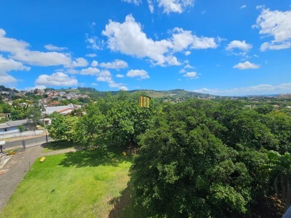 Apartamento 2 dormitórios no bairro Glória