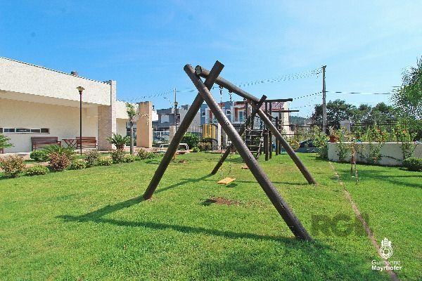 Casa Condominio em Porto Alegre, no bairro Aberta dos Morros, com 3 dormitório(s), e 3 banheiros, à venda.