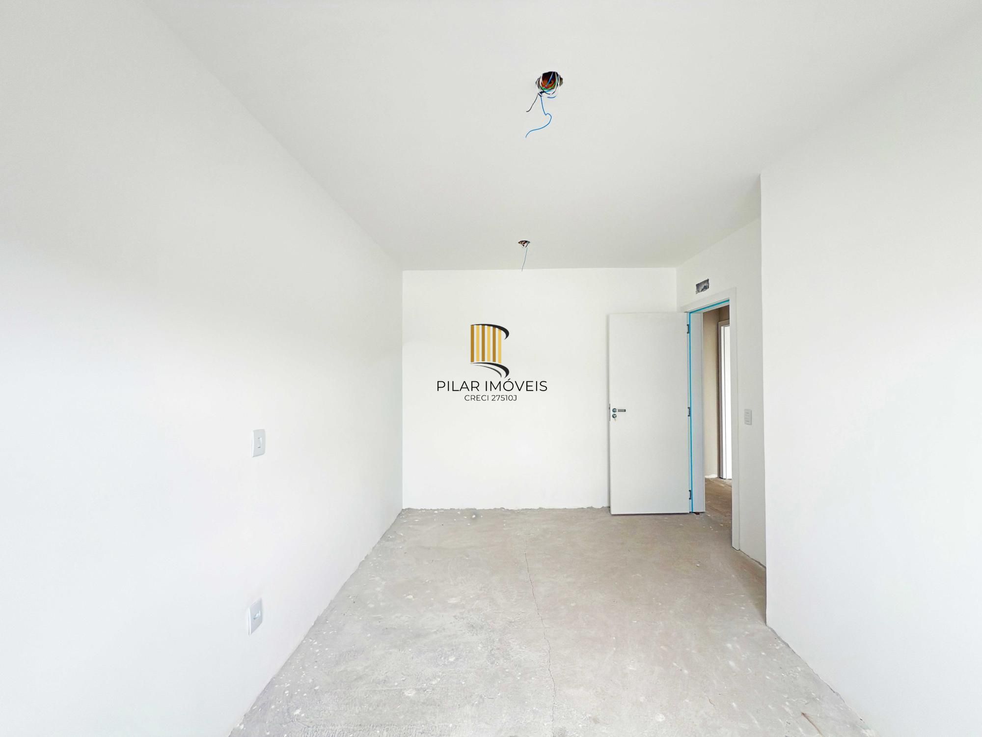 Casa no Lagos de Nova Ipanema, com 4 dormitório(s), e 4 banheiros, à venda.