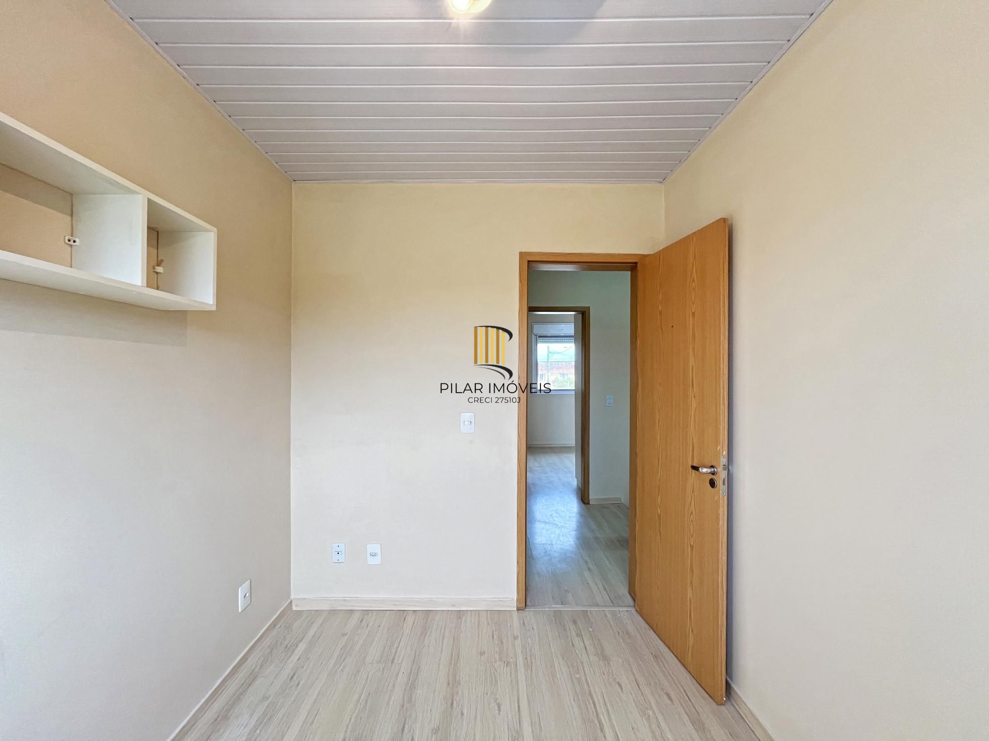 Casa em condomínio em Porto Alegre, no bairro Hípica, com 3 dormitório(s)