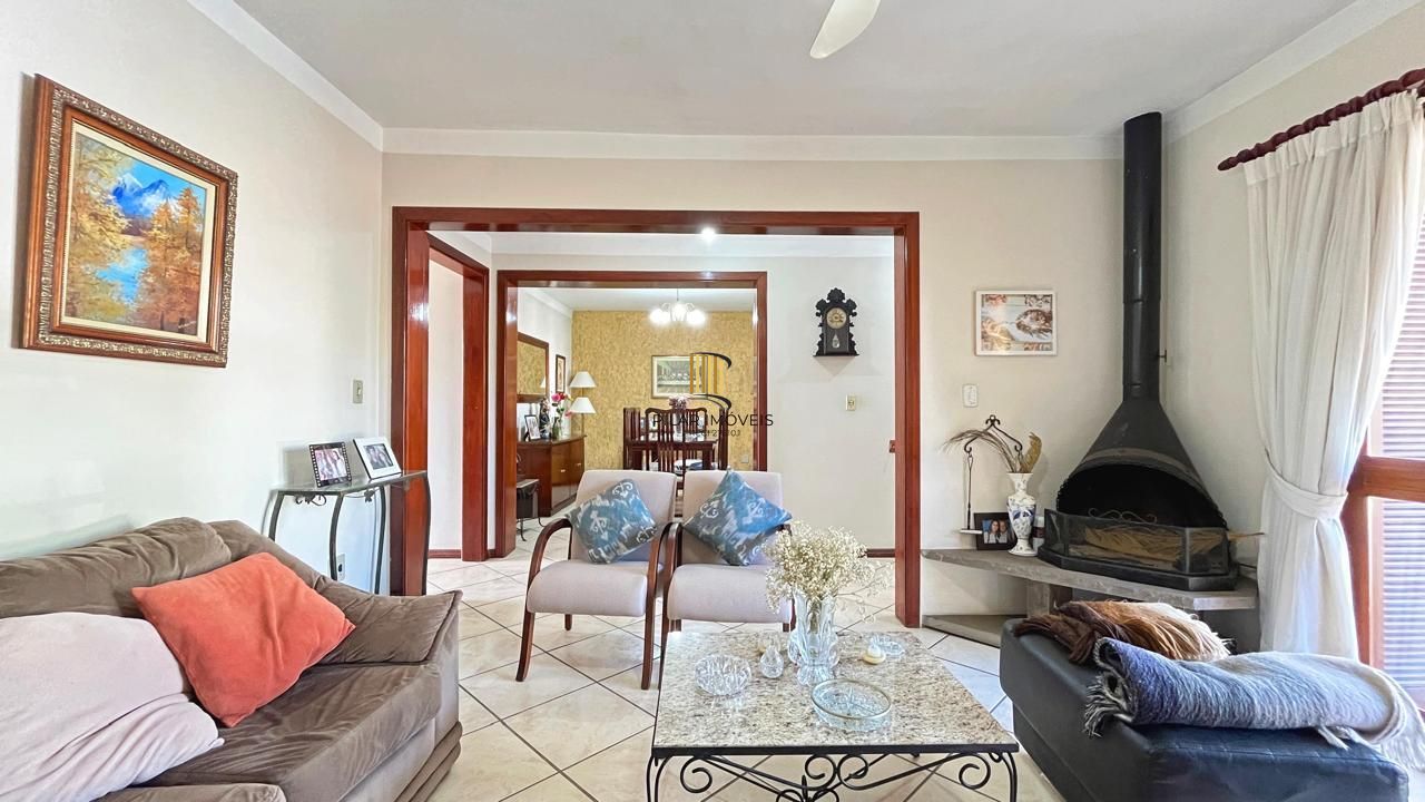 Casa 3 dormitórios no bairro Tristeza