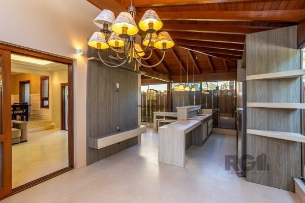 Casa Condominio em Porto Alegre, no bairro Jardim Isabel, com 3 dormitório(s), à venda.