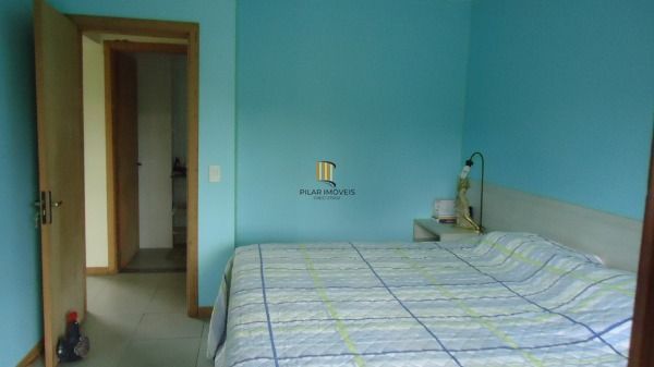 Sítio em Porto Alegre, no bairro Hípica, com 2 dormitório(s), e 2 banheiros, à venda.