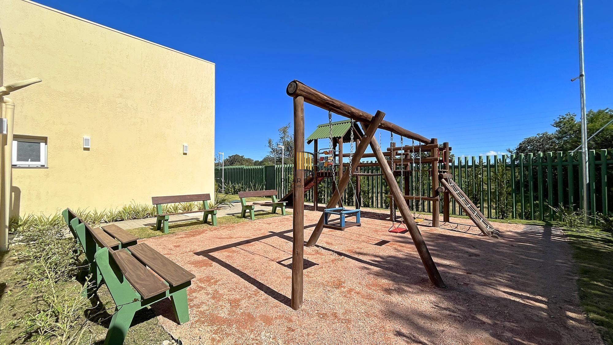 Casa de Condomínio 3 dormitórios no bairro Hípica