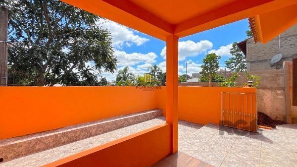 Casa para Venda - 144m², 2 dormitórios, 2 vagas - Lomba do Pinheiro