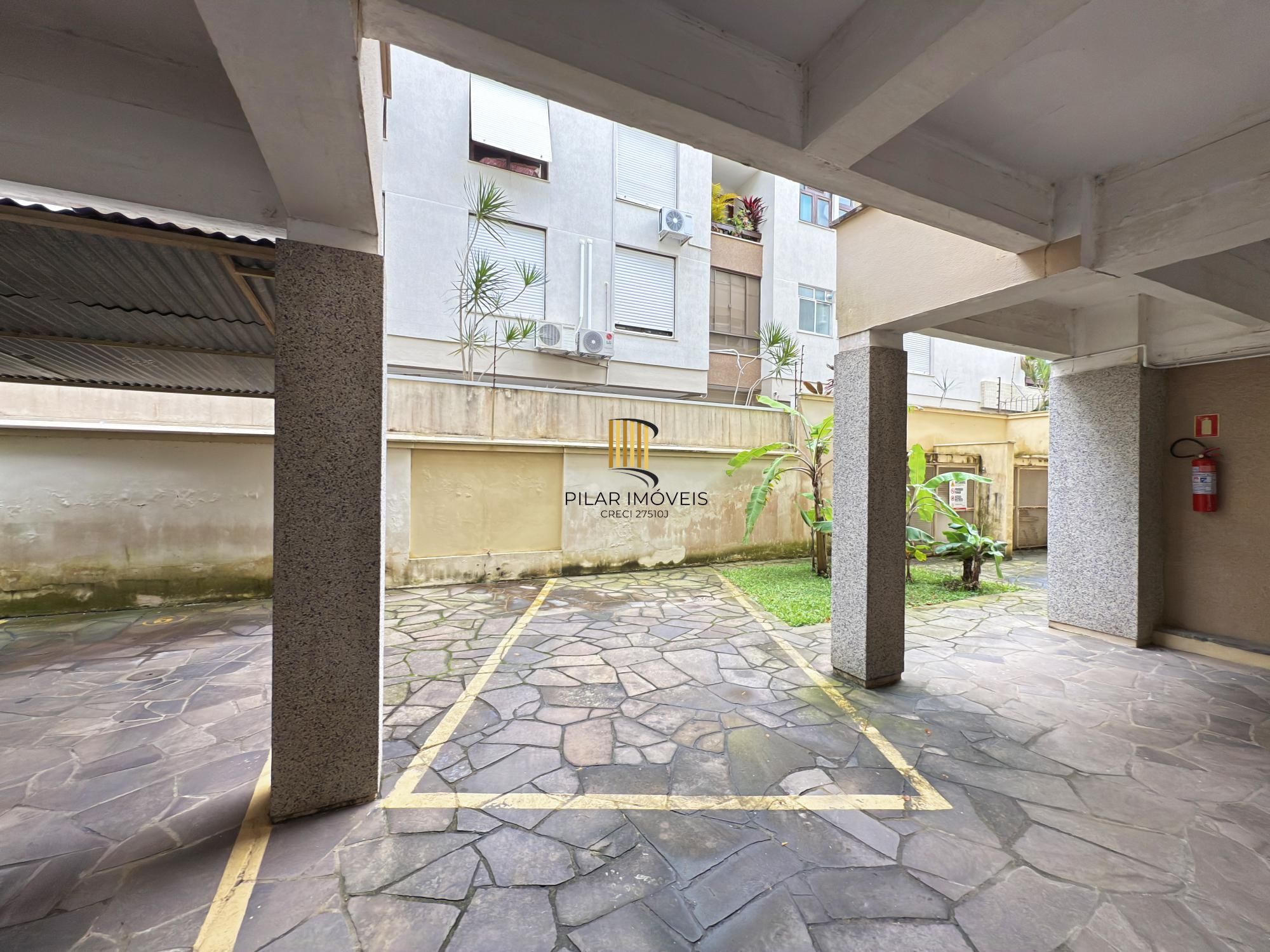 Apartamento Mobiliado na Tristeza - 1 dormitório e box escriturado