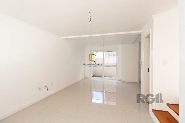 Casa Condominio para Venda - 110.02m², 3 dormitórios, sendo 1 suites, 2 vagas - Tristeza