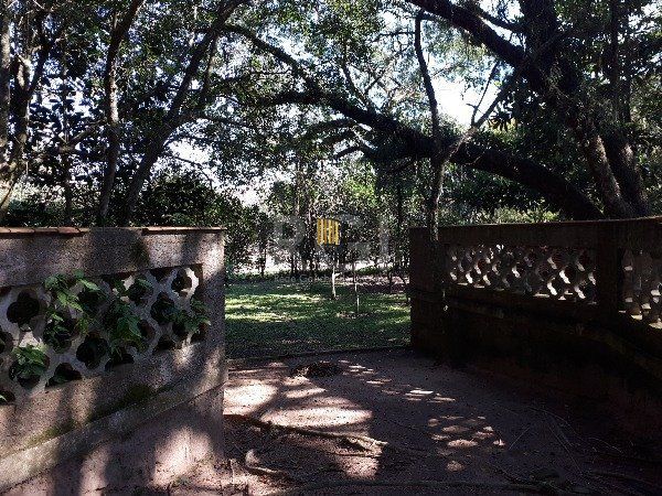 Sítio para Venda - 150m², 3 dormitórios, Belém Novo