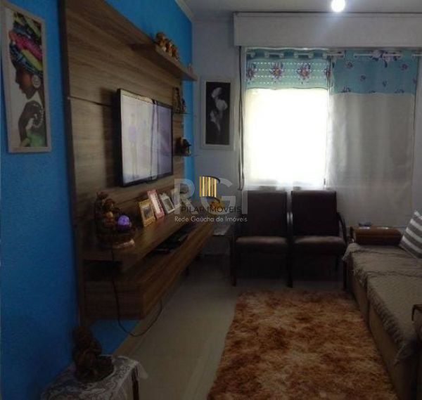 Apartamento em Porto Alegre, no bairro Cristal, com 2 dormitório(s), e 2 banheiros, à venda.