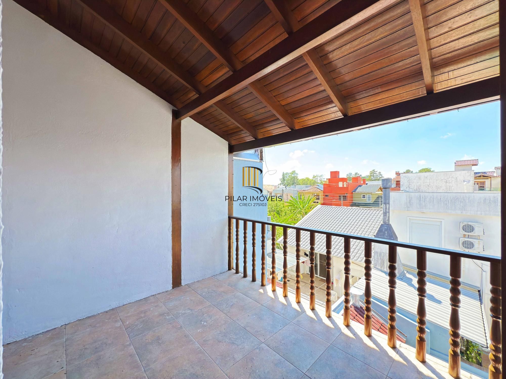 Casa 2 dormitórios no bairro Hípica