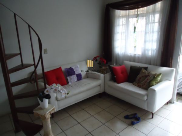 Casa para Venda - 48.58m², 2 dormitórios, 1 vaga - Restinga