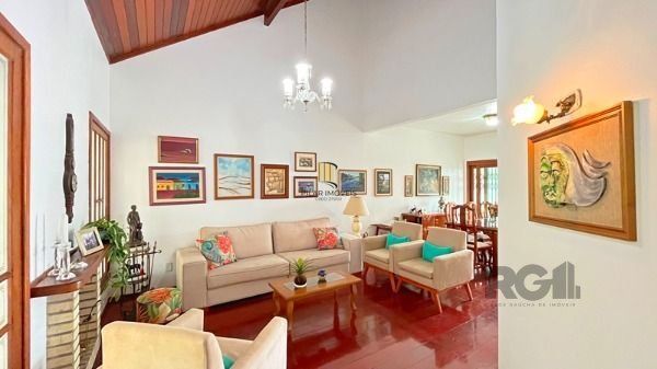 Casa 3 dormitórios no bairro Nonoai