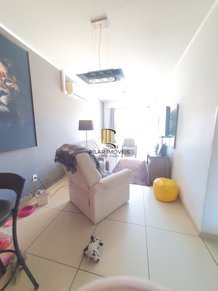 Casa 03 dormitórios em  Condominio na zona sul de Porto Alegre com total infra estrutura