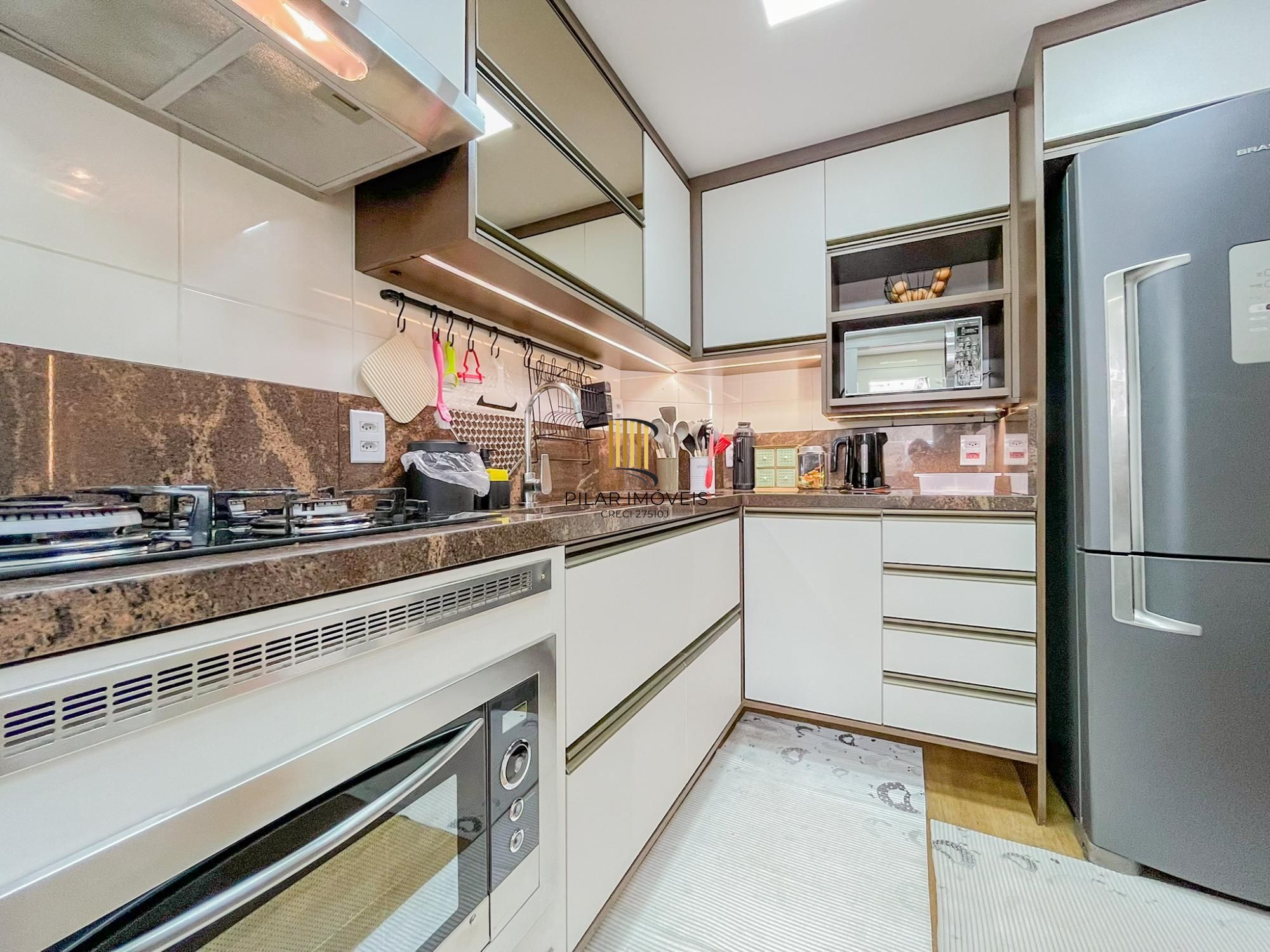 Sobrado Alto Padrão 3 dormitórios 4 vagas garagem, no Lagos de Nova Ipanema