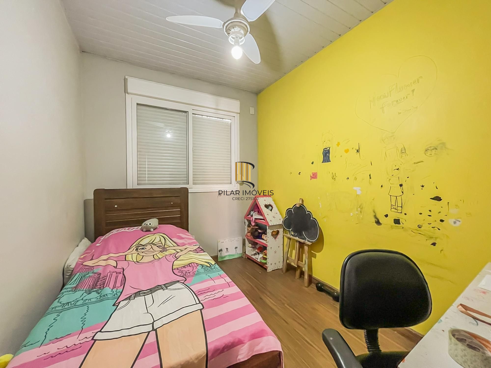 Viva com Conforto e Lazer: Sobrado Impecável com Piscina Privativa