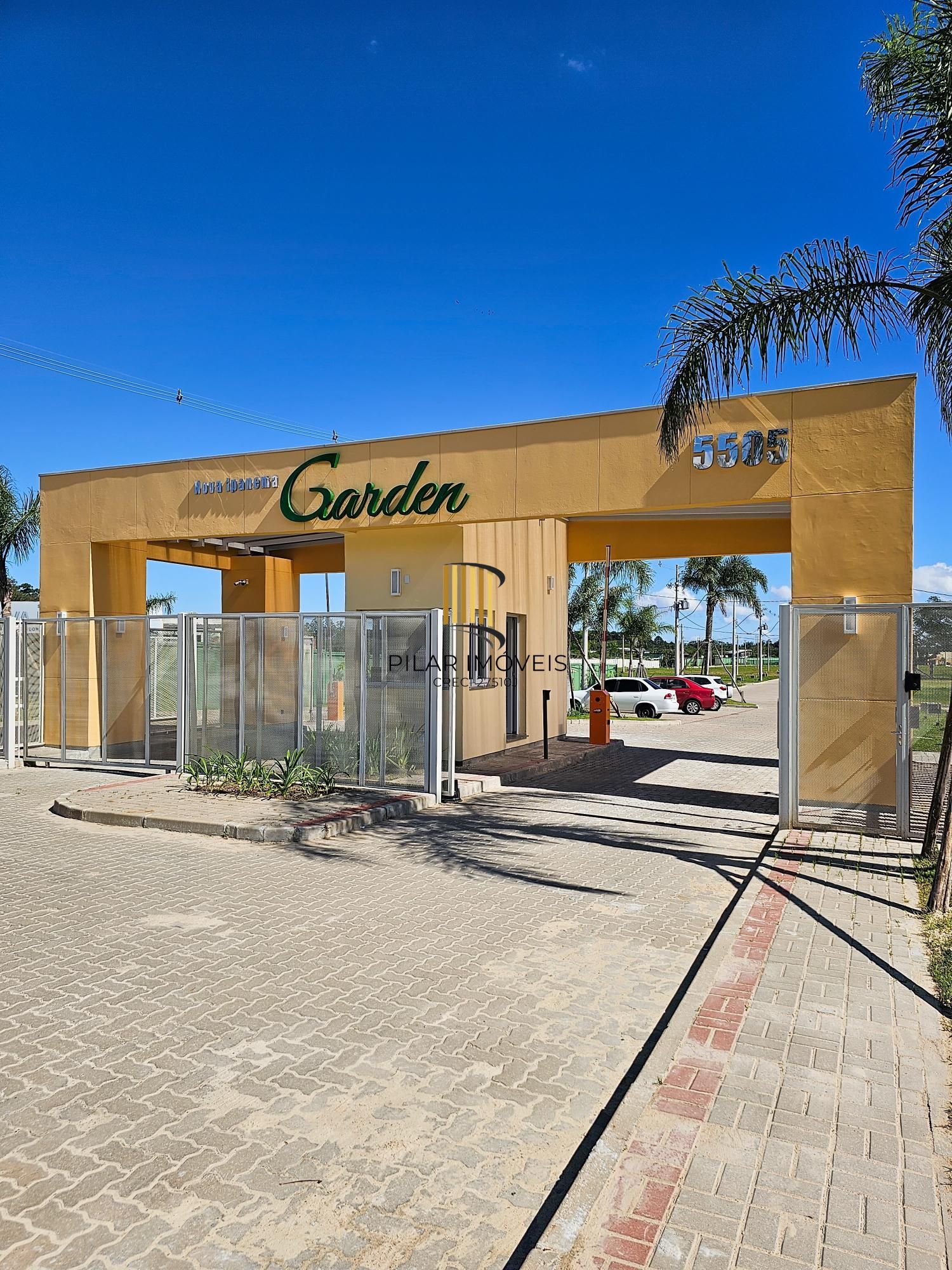 Casa de Condomínio 3 dormitórios no bairro Hípica
