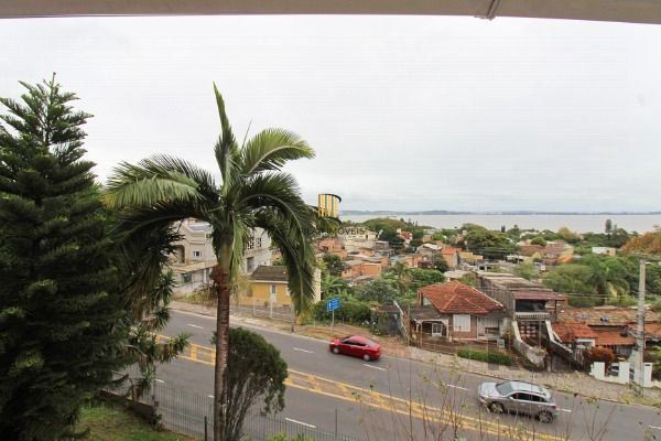 Casa Condominio para Venda - 201m², 3 dormitórios, sendo 1 suites, 2 vagas - Tristeza