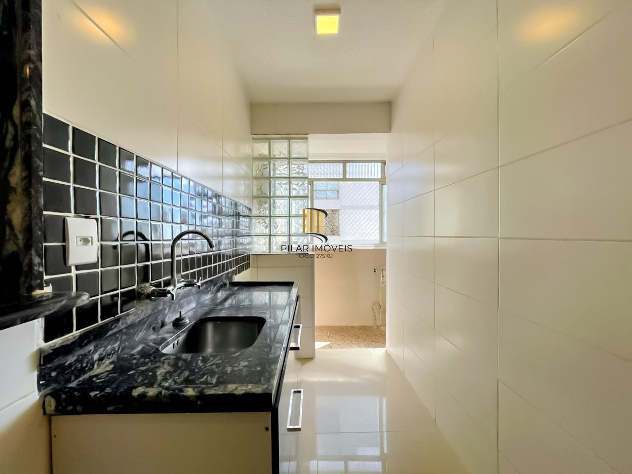 Apartamento 2 dormitórios no bairro Tristeza